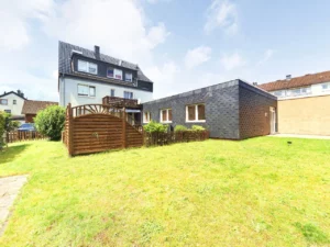 Vermietetes 3-Familienhaus + angebauter Bungalow in attraktiver Kombination