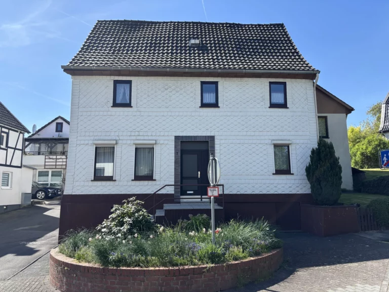 ***RESERVIERT*** Renovierungsbedürftiges, denkmalgeschütztes Zweifamilienhaus mit Garten im Zentrum von Hamm!