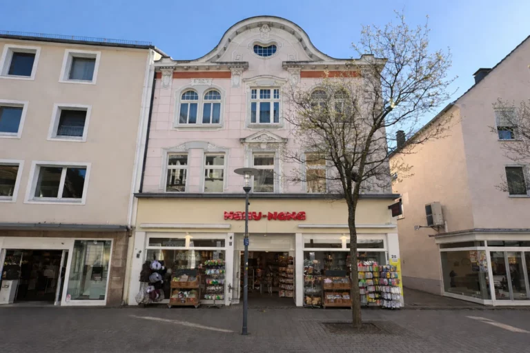 Attraktives Wohn- und Geschäftshaus für Investoren und Anleger in Unna