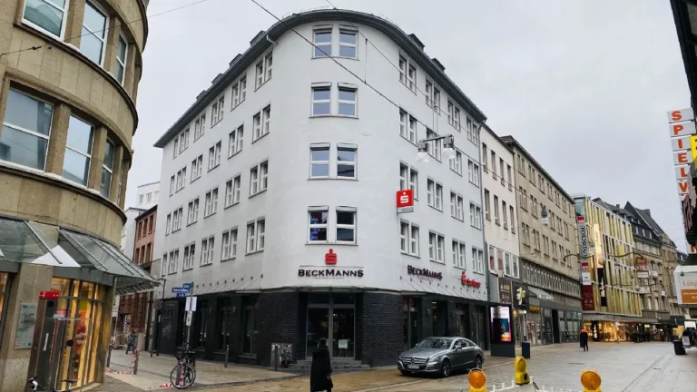 *PROVISIONSFREI* ca. 220  910,00 m² Büro-/Praxisflächen am Ostenhellweg zu vermieten!