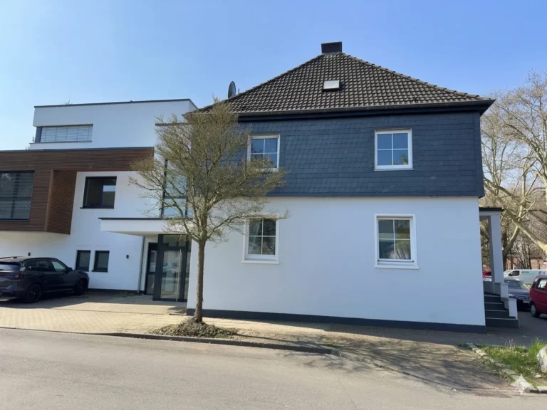 Gepflegtes Einfamilienhaus in zentrale Lage